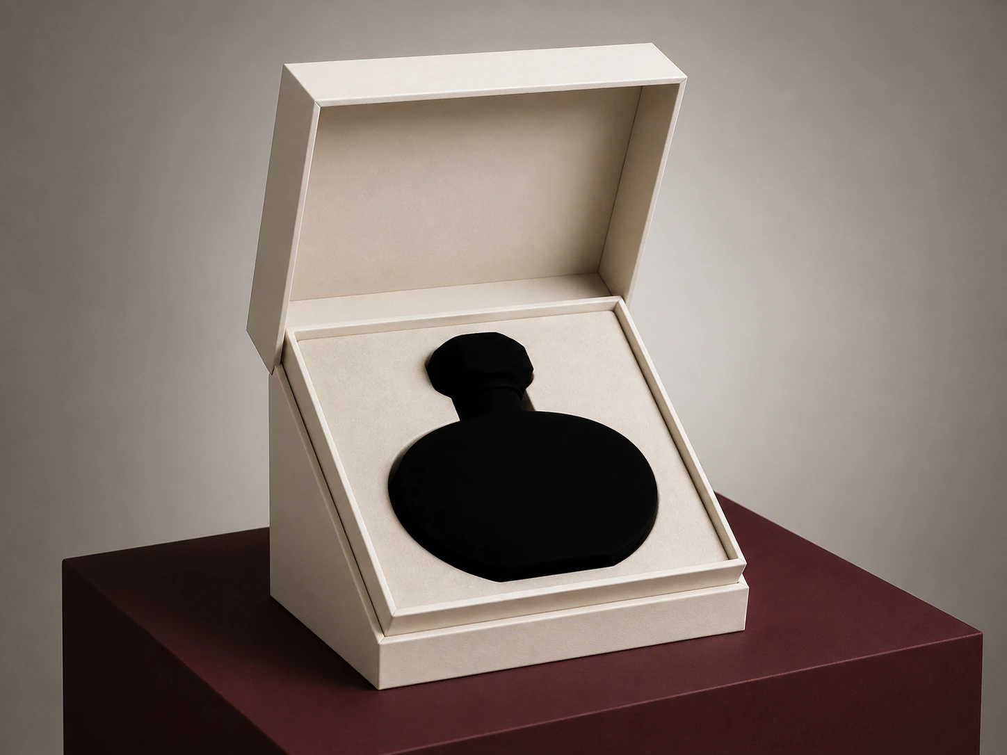 Product silhouette with clear recognizable geometry